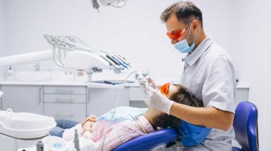 درآمد دندانپزشکی | معرفی دندانپزشکی | بازار کار دندانپزشکی | تخصص های دندانپزشکی در استادبانک